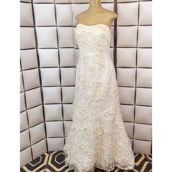 Oleg Cassini Dresses & Skirts - Oleg Cassini wedding gown